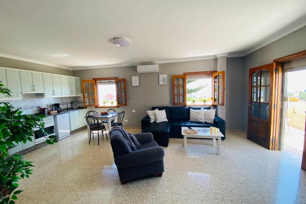 2 Apartments With Private Pool At Villa Diaz Aleman Salobre  Extérieur photo